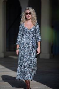 2025 nuevo verano cuello en V profundo hasta el suelo mujer elegante Boho Chic estampado Floral 3/4 manga transpirable primavera vestido Casual - Product Image 2