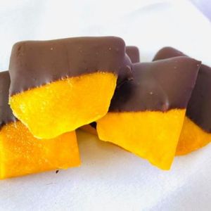 Mango Deshidratado Premium Recubierto de Chocolate |   Snack Tropical Saludable - Product Image 2