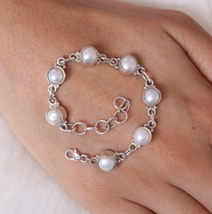 Pulsera de perlas para niñas, suministro de joyería de perlas, pulsera de plata de ley 925, joyería de boda de diseñador, joyería de perlas hecha a mano - Product Image 2
