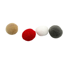 120 pièces 10mm thème de Noël quatre couleurs non toxique doux et floue paquet en vrac pour l'artisanat de vacances boule de feutre coloré - Product Image 2