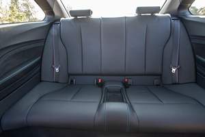 BMW M2 Competition 2021, 405 ch, turbo 6 cylindres, conduite à gauche, sièges en cuir, 4 places, pack exécutif, toit ouvrant panoramique, xénon - Product Image 2