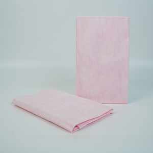 Rouleaux de tissu non tissé Spunlace écologiques de haute qualité serviettes froides antibactériennes respirantes imperméables croix directe d'usine - Product Image 5