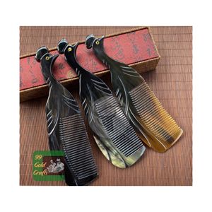 PEIGNE EN CORNE FORTE ET ÉLÉGANTE FABRIQUÉE À LA MAIN POUR LES BESOINS DE TOILAGE QUOTIDIEN FOURNISSANT UN EFFET ANTI STATIQUE ET DES CHEVEUX LISSES - Product Image 6