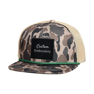 Venta al por mayor de alta calidad 5 paneles de camuflaje gorra de malla de camionero estructura transpirable personalizable bordado parche Logo rendimiento - Product Image 1