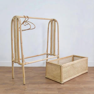 Estante colgante de ratán al mejor precio para ropa de bebé, soporte de riel duradero para ropa de niños, accesorios de decoración para habitación de niños - Product Image 1