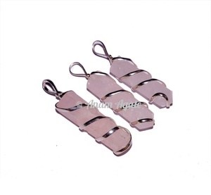 Colgantes de envoltura de alambre de piedra solar azul Comprar en la tienda en línea Colgantes de cristal Collar de colgantes de piedras preciosas a las mejores tarifas - Product Image 2