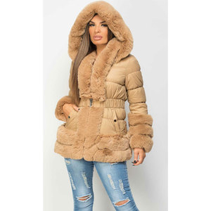 Chaqueta de invierno ligera a prueba de viento más vendida, chaqueta acolchada de mujer de alta calidad para mujer 2023 - Product Image 1