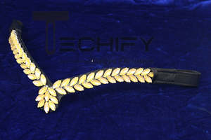 Diadema de Cuero para Caballo en Forma de V con Cristales de Ópalo Amarillo de Lujo, Accesorio Ecuestre Hecho a Mano con Pedrería - Product Image 6