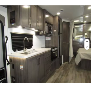 Autocaravana CS T-h-o-r Motor Coach C-h-a-t-e-a-u 2-4BL con Descuento, Ideal para Camping y Viajes, con Emisión Euro 6 - Product Image 2