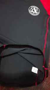 Vêtement de compression de karaté de haute qualité en gros, design personnalisé, extensible, respirant, en latex, protection solaire, manches courtes, unisexe, pour adultes - Product Image 5