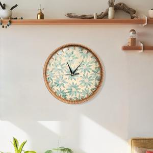 นาฬิกาแขวนผนังทำจากไม้หวายธรรมชาติประดับมุก - Product Image 3