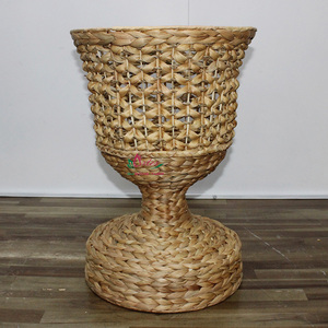 Vase à fleurs en rotin tressé écologique fabriqué à la main par Artex Dong Thap Factory pour la décoration de vie et de mariage dans une ferme rustique - Product Image 4