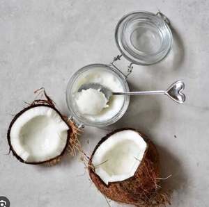 Aceite de coco fraccionado de alta calidad para el cuidado del cabello, apariencia líquida, envases personalizados, suministro OEM, exportadores mayoristas - Product Image 4