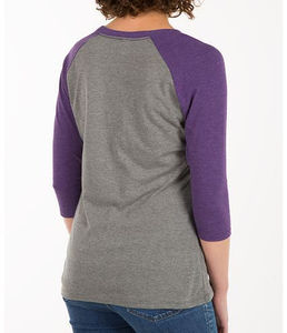 Production de t-shirts OEM T-shirts raglan respirants à manches courtes pour femmes T-shirts raglan en coton à manches contrastées pour femmes - Product Image 4