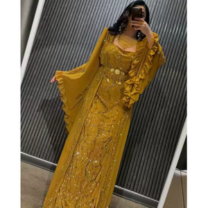 Robe de soirée vintage sophistiquée et modeste, en satin contemporain, avec broderie élégante, allure gracieuse et beauté intemporelle - Product Image 2