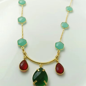 Cadena decorativa para mujer y collar de gargantilla de Latón chapado en oro para uso diario, bodas y ocasiones - Product Image 1