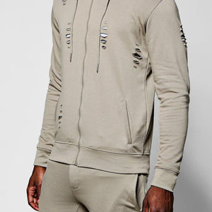 Conjunto Deportivo Beige Desgastado para Hombre, Sudadera con Capucha y Cremallera y Pantalones Jogger, Ropa Urbana Rasgada, Ropa Deportiva Personalizada de Invierno, Venta al por Mayor de Fábrica - Product Image 3