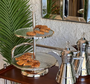 Luxe Argent Métal Moderne Diwali Plateaux Niveau Stands pour La Décoration Intérieure Dessus De Table Salade Fruits & Noix Bols - Product Image 1