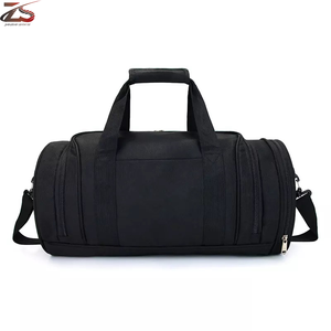 กระเป๋ายิมที่มีโลโก้ออกแบบได้ตามต้องการราคาขายส่งจากปากีสถาน - Product Image 6