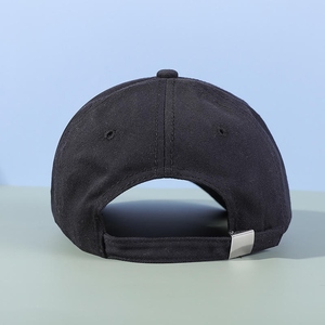 Gorras de béisbol de camionero de malla de 5 paneles personalizadas con cierre Snapback, gorras con logotipo bordado con parche liso, ligeras y elegantes - Product Image 4