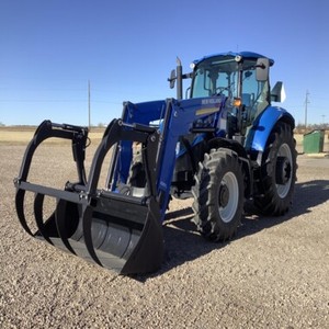 Tractor Agrícola New Holland de 80hp 4WD Usado en Buen Estado, Disponible con Accesorios en Venta - Product Image 1