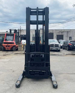 Chariot élévateur à fourche profondes Raymond EASI DR30TT de 2008 avec une capacité de 3000 lb - Product Image 3