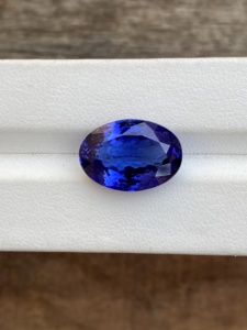 10.45กะรัต Tanzanite Loupe Tanzanite จากธรรมชาติหินเจียระไนรูปไข่สีหายากสำหรับการใช้สร้อยคอ - Product Image 2