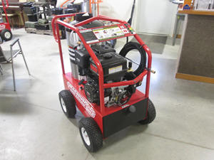 Nouvelle nettoyeuse haute pression EASY-KLEEN MAGNUM 4000 GOLD - Product Image 2