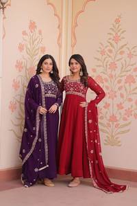 लक्जरी डिजाइन faux महिलाओं को बेड्स कढ़ाई के साथ पोशाक-महिलाओं के जातीय पहनने या निर्यात बिक्री के लिए पारंपरिक पहनने के लिए काम - Product Image 3