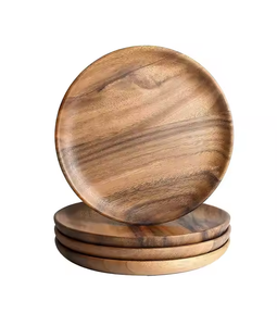 Juego de Platos de Madera Hechos a Mano Sostenibles, Diseño Moderno de Plato de Madera - Product Image 1