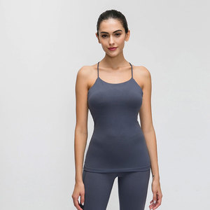 Ropa de Fitness para correr, camiseta sin mangas deportiva de entrenamiento de manga corta transpirable de secado rápido, 100% de poliéster para mujer, talla grande - Product Image 4