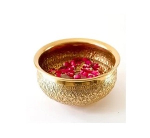 Urli de cobre sólido martillado de buena calidad, Urli de cobre puro de tamaño personalizado redondo para uso en bodas y eventos - Product Image 1