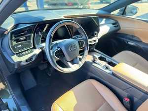 Lexus RX 350 Premium AWD 2025 Verde Encantador con Paquete Premium, Techo Solar, Arranque Remoto, Asientos de Cuero, Transmisión Automática - Product Image 3