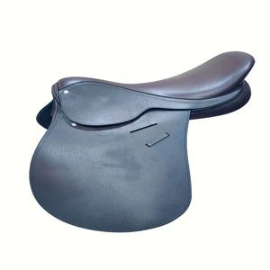 Silla de montar de cuero resistente diseñada para equitación, asiento deportivo estable y equilibrado para acción en campo, comodidad y entrenamiento. - Product Image 5