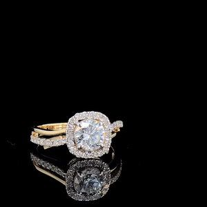 Anillo de Compromiso con Diamante Cultivado en Laboratorio Certificado por IGI de 2.00 CT, Oro Sólido de 14K, Corte Redondo, Engaste Halo, Anillo para Mujer - Product Image 3