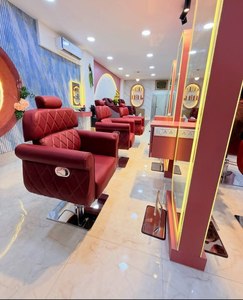 Sillón de Barbería Rojo de Acero con Bomba Hidráulica y Reposapiés Ajustable, Diseño Moderno para Barbería, Muebles Comerciales para Salón - Product Image 2