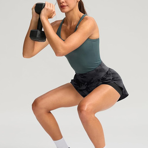Pantalones cortos para correr 2 en 1 para mujer, ropa de gimnasia de entrenamiento personalizada transpirable para traje de verano con impresión de logotipo OEM, etiqueta privada disponible - Product Image 2