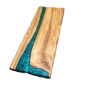 Tabla de cortar de cocina de madera de resina epoxi de lujo Diseño único Tabla de queso de buena calidad a un precio razonable - Product Image 1