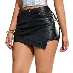 Jupe en cuir tendance pour femmes avec décoration boutonnée Jupe en cuir pour femmes Style 2025 Fabriquée au Pakistan Jupe en cuir pour femmes - Product Image 5