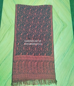 Nueva moda invierno moda acrílico lana Paisley impreso varios colores chales/estolas al por mayor de La India - Product Image 1