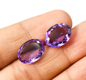 อเมทิสต์ธรรมชาติทรงรี 12.25 กะรัต 16x11 มม. 2 เม็ด - Product Image 5