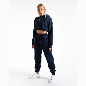 Survêtement court 2 pièces en molleton de coton pour femmes motif solide court en gros ensemble de survêtement de jogging vierge comprend un bas court - Product Image 2