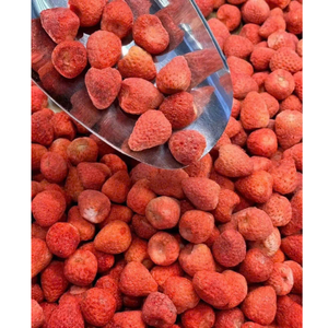 Chips de fresa de Vietnam secos para un máximo crujido y sabor, perfecto para uso en confitería, mezclas gourmet y suministro de aperitivos - Product Image 2