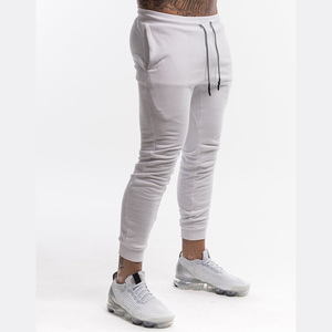 Vente en gros de pantalons de jogging de sport taille haute pour hommes, pantalons de survêtement fuselés en coton décontractés à la mode avec style athlétique - Product Image 5