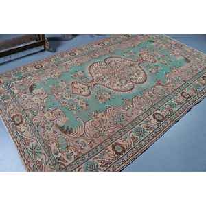 Alfombra Turca, Alfombra Vintage Grande de 6.1x9.9 pies, Alfombra de Lana con Estampado Animal Marrón - Product Image 2