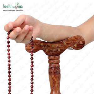 HealthAndYoga Yoga hecho a mano de madera Yoga Danda personalizable Pranayama apoyo personal herramienta de respiración tradicional hecha a mano en la India - Product Image 5