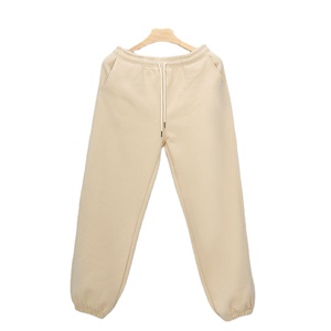 Ensembles de survêtements élégants et uniques pour hommes Très confortable Jogging Respirant Blanc Usage décontracté Pull de haute qualité Survêtements Bas quantité minimale de commande - Product Image 2