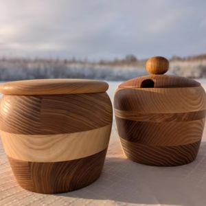 Caja de madera hecha a mano para sal y pimienta, de la mejor calidad, contenedor de especias redondo, azucarero de madera en venta. - Product Image 1