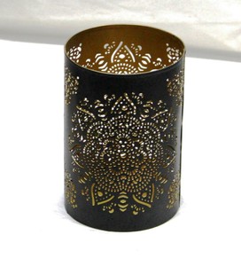 Bougies votives en métal en forme de bateau au design moderne pour la décoration de mariages et de fêtes à la maison - Product Image 4