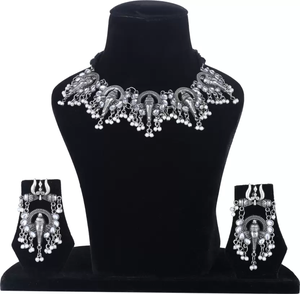 Fabricant indien argent oxydé Ganesh collier ras du cou pierres cloutées Ghunghroo perlé avec boucle d'oreille Dangler qualité d'exportation - Product Image 3